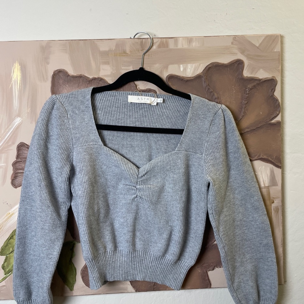 Astr cropped Gray Sweater